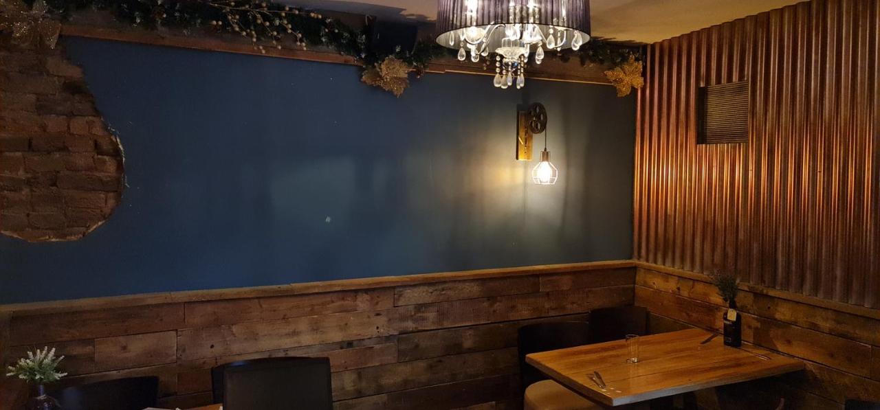 The Waterside Bar, & Restaurant